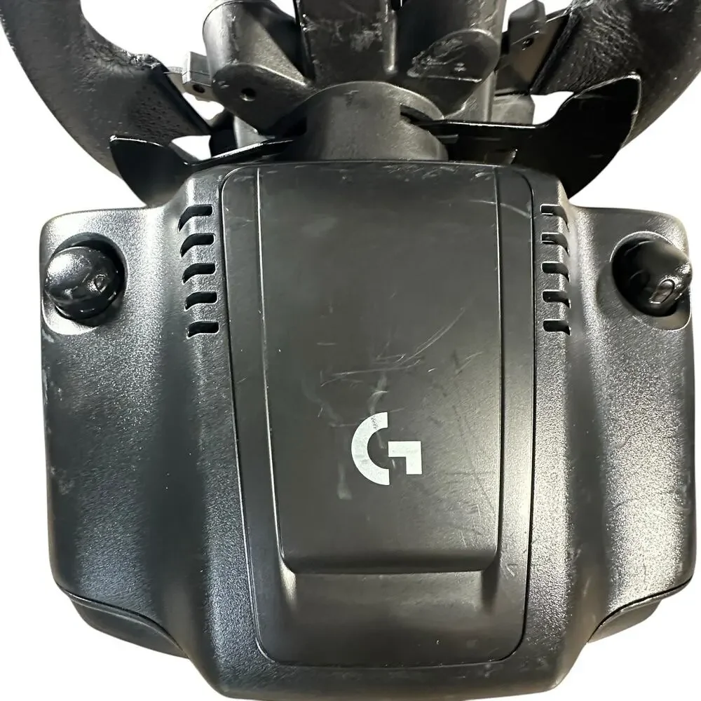 Logitech G923 Racing Wheel Pedals PS5 PS4 PC TrueForce Tested Force Feedback